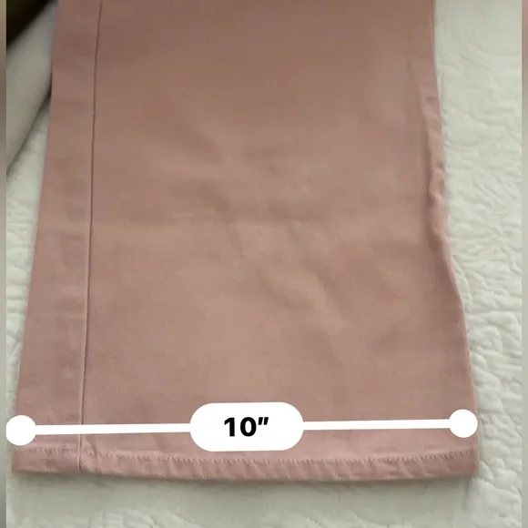 BCBGeneration long short Jean  for women Size 27 Rose
Smoke Cropped Gaucho - Picture 9 of 17